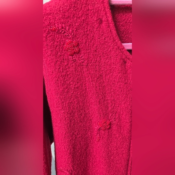 Vintage Conrad C 100% Wool Deep Red Full Zip Pocket Open Hand Beaded Cardigan - Picture 13 of 14